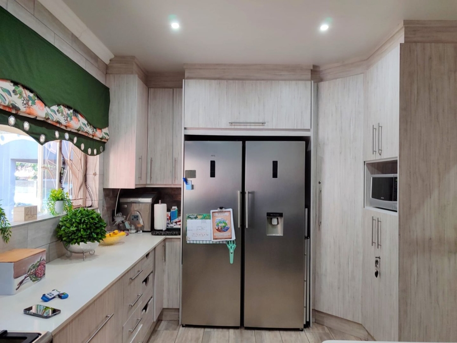 3 Bedroom Property for Sale in Stilfontein Ext 4 North West